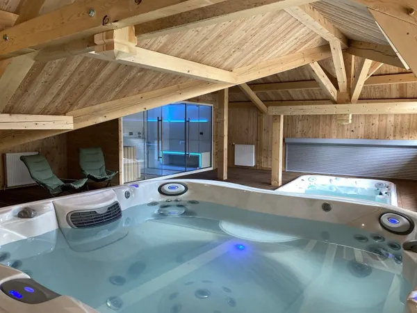 Vends chalets frais et calmes