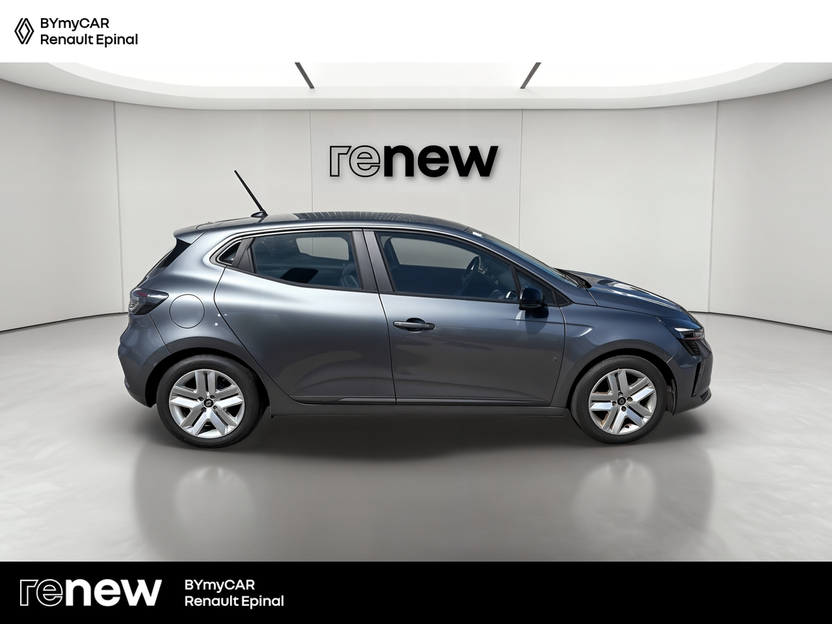 Renault Clio TCe 90 — photo 6