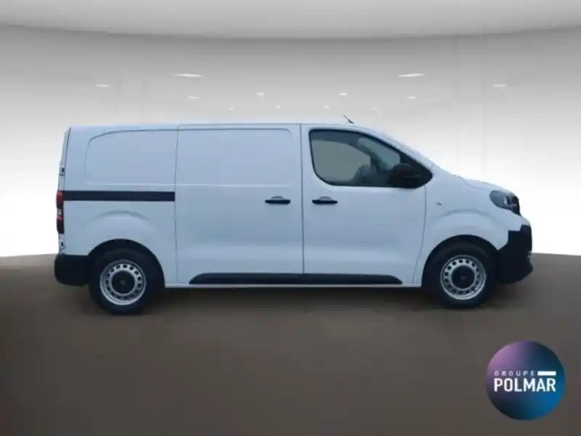 Opel Vivaro fg m 1.5 diesel 120ch — photo 4