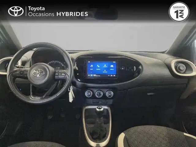 Toyota Aygo X 1.0 vvt-i 72ch design my24 — photo 8