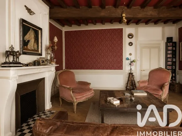 Maison 10 pièces 280 m²