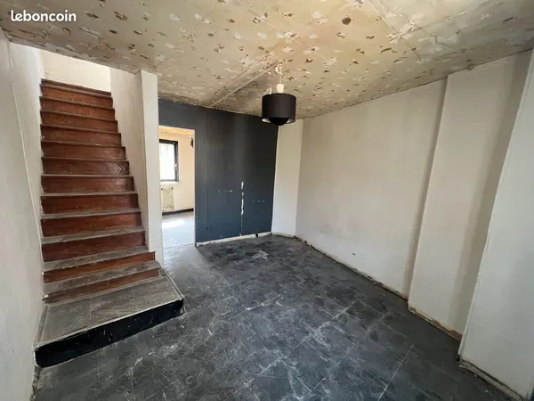 BOISSY - DUPLEX 50 m² À RÉNOVER - 2 PLACES DE PARKING