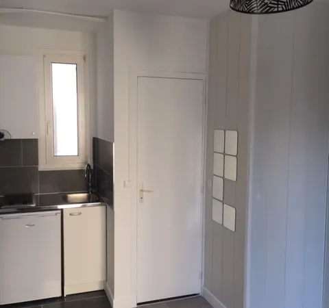 Loue appartement 1 pièce Paris 13ème métro Tolbia, 18m2c