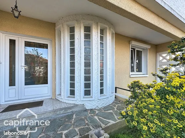 Maison 6 pièces 151 m²