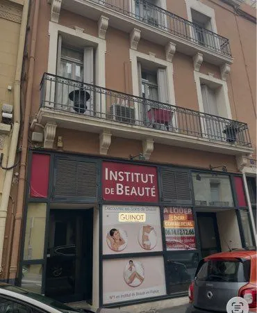 Local commercial à vendre très bien placé en centre ville