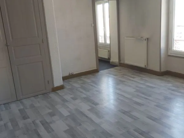 Bourg de peage appartement type 2