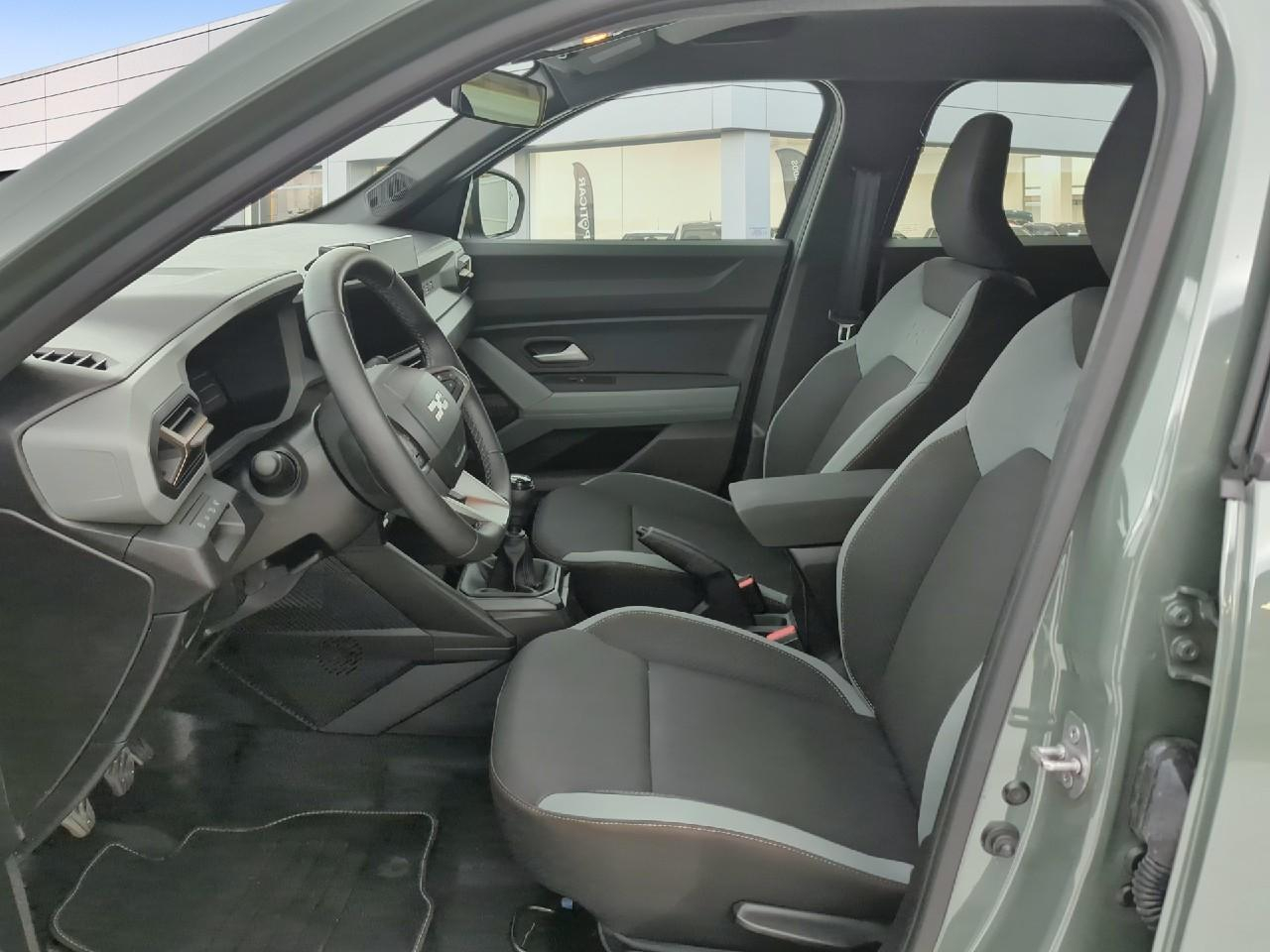 Dacia Duster mild hybrid 140 extreme — photo 9
