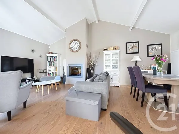 Maison 6 pièces 137 m²