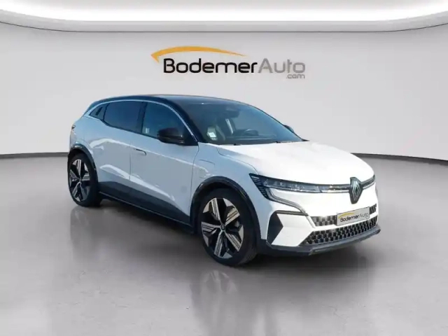 Renault Megane e-tech ev60 220 ch optimum charge — photo 7