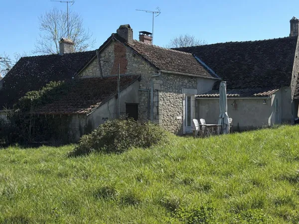 Maison 2 pièces 83 m²