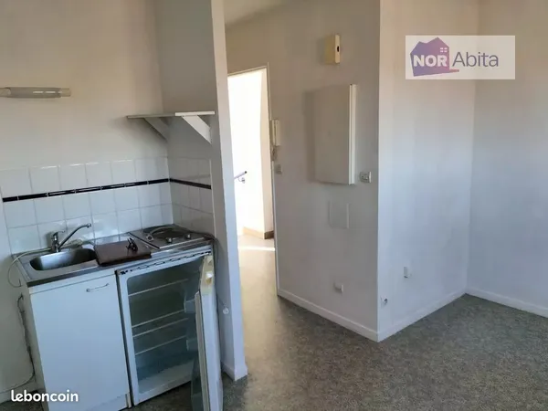 Studio 1 pièce 17 m²