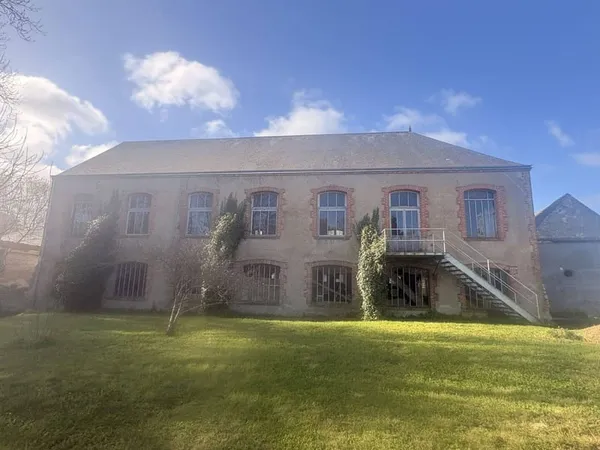 Immeuble 900 m²