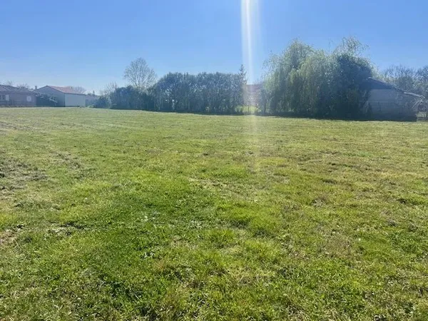 Terrain en individuel 2485 m²