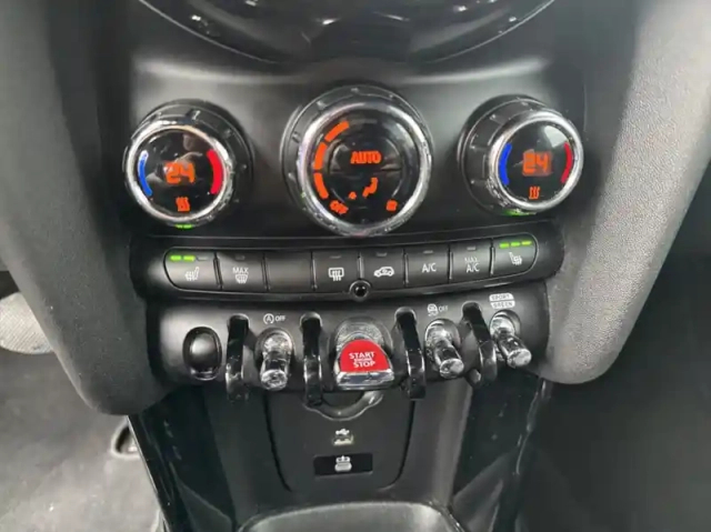 Mini Mini cooper 136ch edition camden bva7 — photo 5