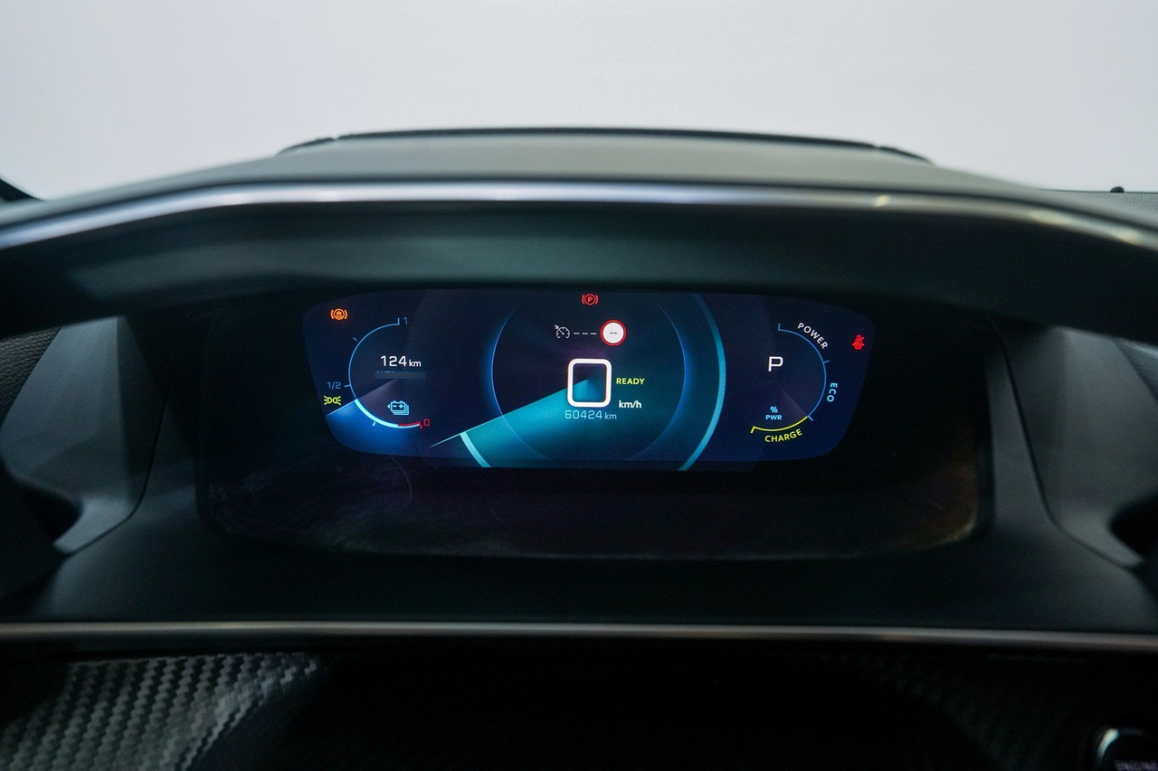 Peugeot 208 — photo 13