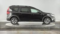 Dacia Jogger 1.0 ECO-G 100ch SL Extreme+ 7 places — photo 4