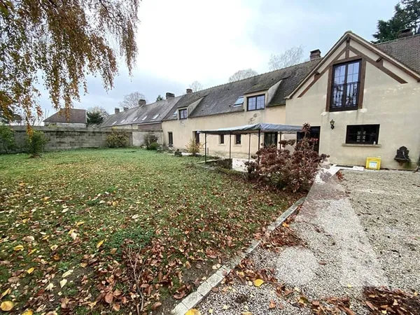 LONGERE EN PIERRES - 204 M² - 3 CHAMBRES - 1937 M² DE TERRAIN
