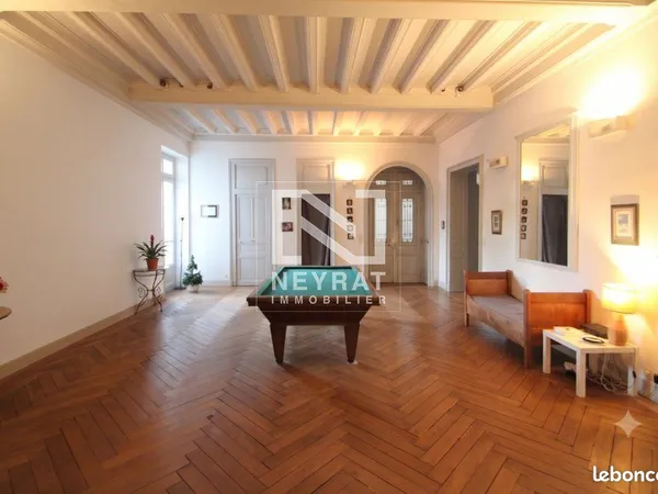 Appartement 9 pièces 312 m²