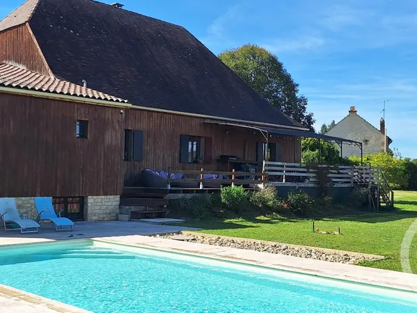 Maison 9 pièces 265 m²