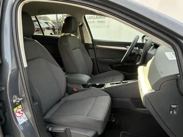 Volkswagen Golf 1.5 ehybrid 204 dsg6 — photo 6