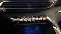 Peugeot 3008 HYBRID 225ch Allure Pack e-EAT8 — photo 26