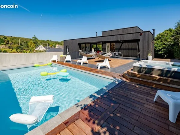 Villa 6 pièces 230 m²