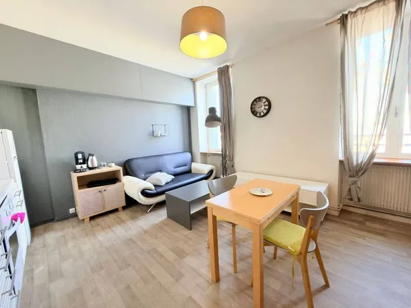 Studio 1 pièce 28 m²