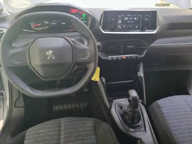 Peugeot 208 puretech 75 s&amp;s bvm5 — photo 8