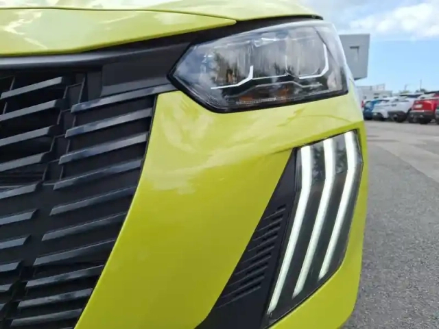 Peugeot 208 electrique 50 kwh 136ch — photo 39