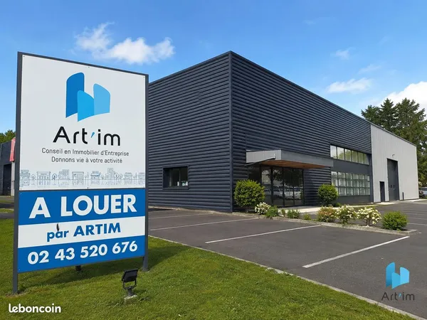 Local 275 m² Le Mans