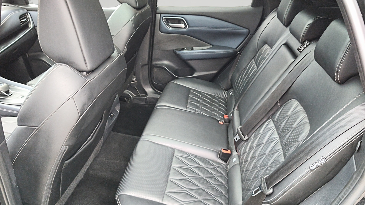 Nissan Qashqai Mild Hybrid 158 ch Xtronic — photo 12