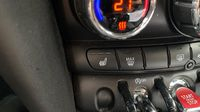 Mini Mini Cooper 136ch Edition Camden BVA7 — photo 31