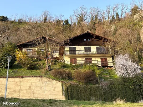 Maison de caractère avec appartement indépendant