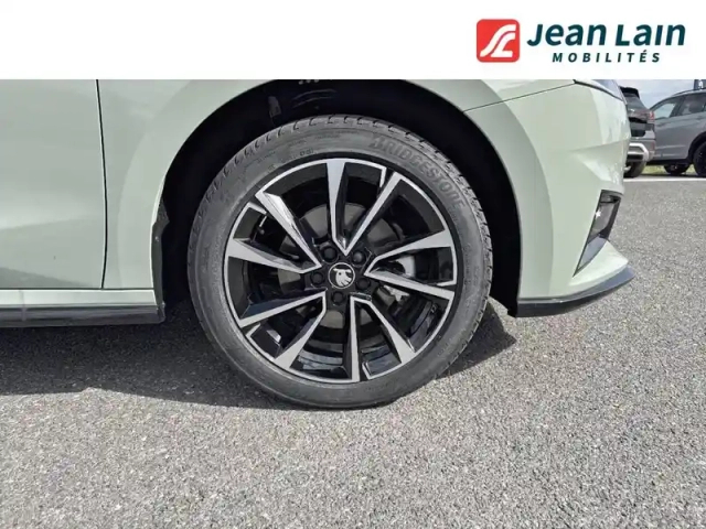 Skoda Fabia 1.0 tsi 116 ch evo 2 dsg7 — photo 9