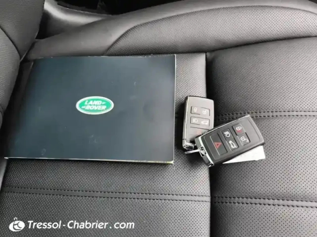 Land Rover Range Rover evoque mark iii p300e phev awd bva8 r-dynamic autobiography — photo 16