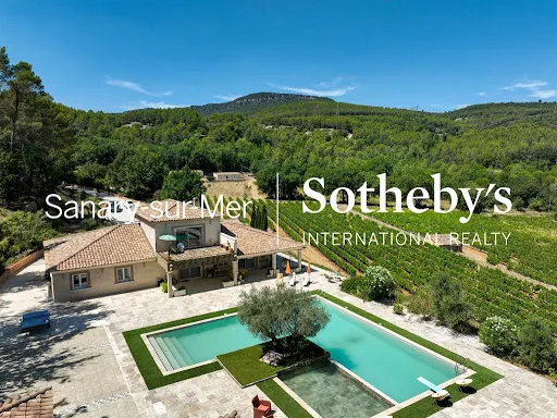 Maison 7 pièces 312 m²