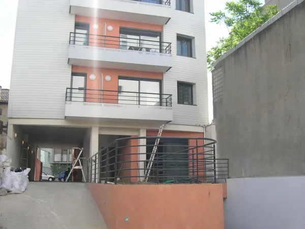 Parking 14 m²