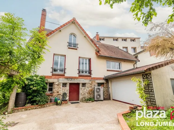 Vends maison lumineuse avec jardin