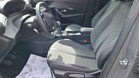 Peugeot 2008 1.2 100ch S&S Allure — photo 9