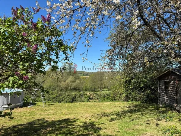 MAISON ANCIENNE RENOVEE EN HAMEAU AVEC VUE DEGAGEE