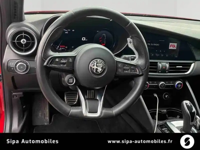 Alfa Romeo Giulia 2.2 160 ch at8 — photo 13