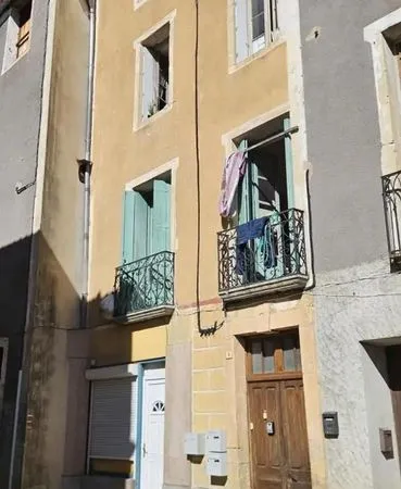 Immeuble a Avèze