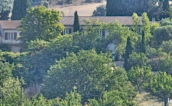 Propriété 11 pièces 304 m²