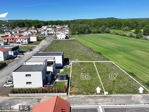 Terrain 556 m²