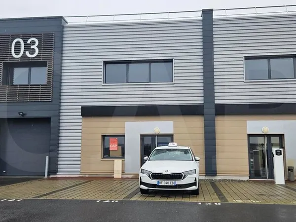 Local 343 m²