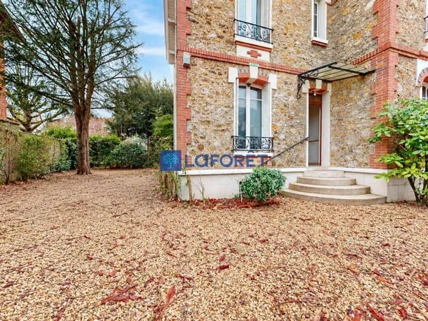 Maison 7 pièces 115 m²