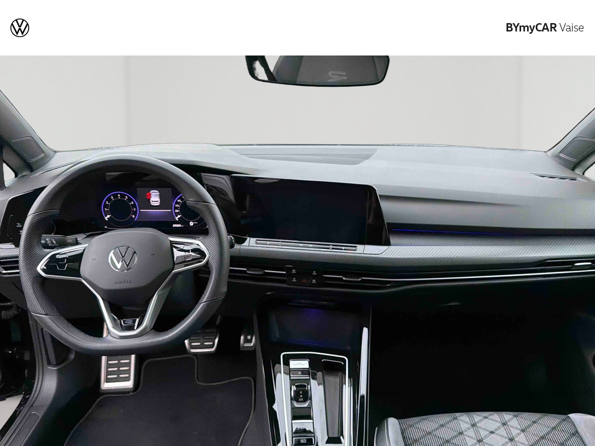 Volkswagen Golf 1.5 eTSI OPF 130 DSG7 — photo 9