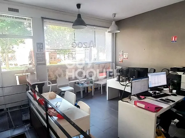 Local 65 m² Dijon