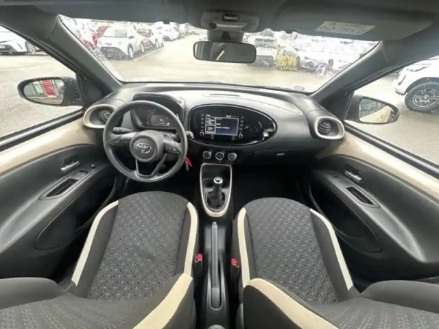 Toyota Aygo 1.0 vvt-i 72 design — photo 10