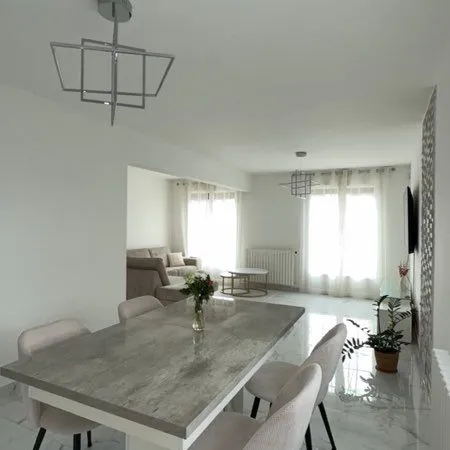 Maison 5 pièces 100m2 habitable + 115m2 étage brut